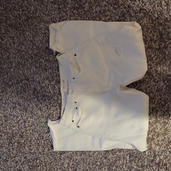 Levis off white distressed wedgie jeans size 28 - Picture 6 of 8